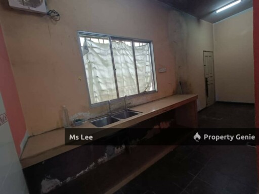 2 Storey house-Bandar Puteri @ Klang-Sale Below Bank Value Rm65k