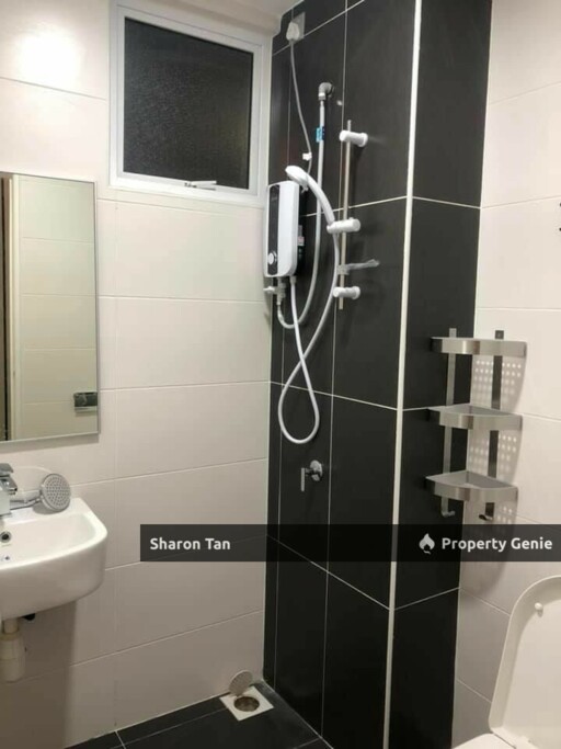Twin Danga Residence Apartment Tmn Laguna JB 15 Min To CIQ