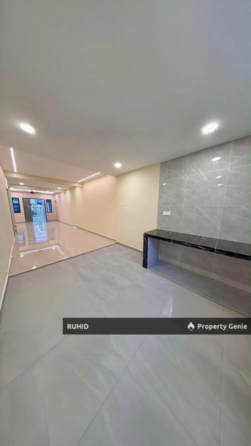 Taman Anggerik Kempas Double Storey Terrace 20x70 Fully Extended