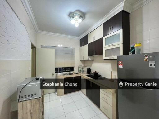 Perdana Emerald Spacious End-Lot Condo with Balcony Facing Mutiara Damansara