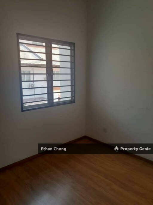 Partially Furnished 2 Storey Terrace House for Rent at Kota Bayuemas, Klang