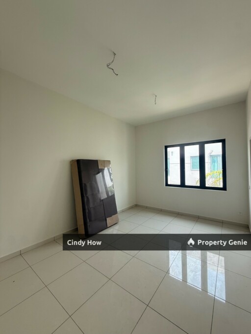 8 Residence Superlink For Sale