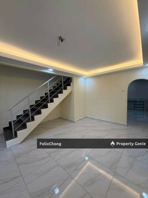 Johor Jaya 2 Sty Low Cost Corner Lot,Jalan Seroja,Johor Bahru,Renovated