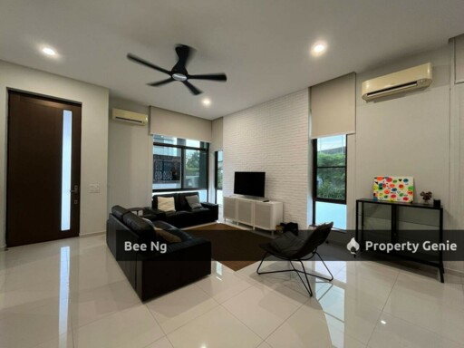 Sakura Residence / Iskandar