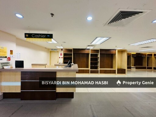 Jangan Lepaskan Bangunan Komersial 5 Tingkat Berlif di Bukit Baru Melaka – Prime Corner Facing Main Road! ROI Tinggi & Lokasi Paling Strategik!