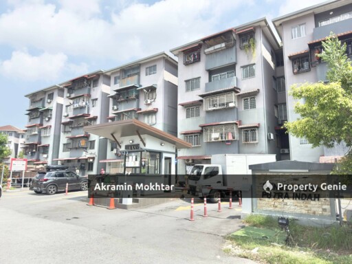 NEAR MRT STATION & 1 PARKING | PANGSAPURI PUTRA INDAH TAMAN PINGGIRAN PUTRA, SERI KEMBANGAN