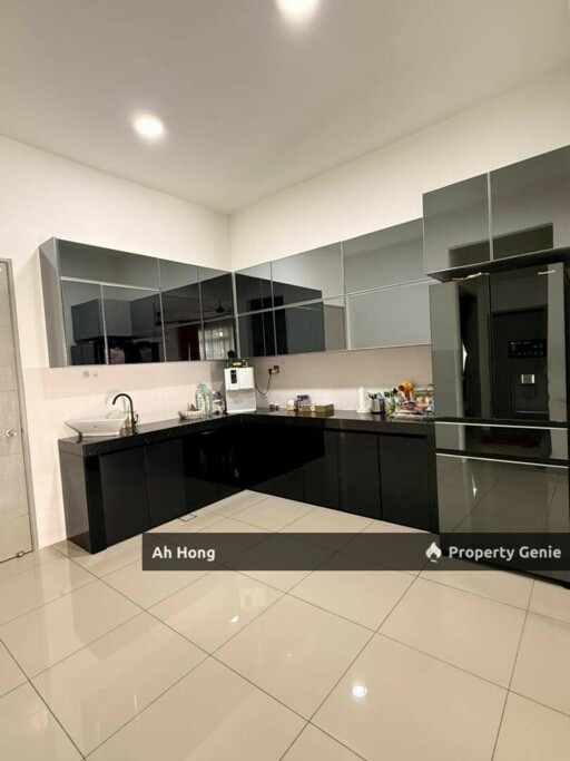 Horizon Hills / The Green / Double Storey Super Link / Renovated / Freehold