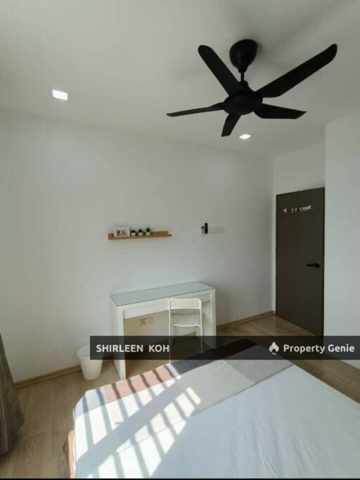 Female room for rent at Larkin Heights @ Larkin Idaman