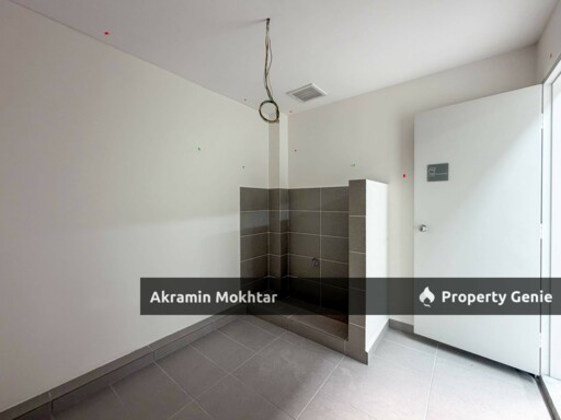 For Rent | 2.5 Storey Warehouse Factory Esteem Business Park, Kawasan Perindustrian Meru Selatan, Klang
