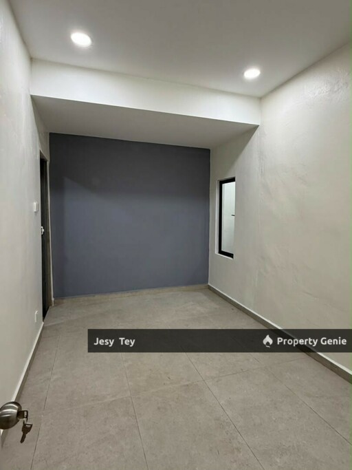 Taman Ungku Tun Aminah Single Storey Terrace House