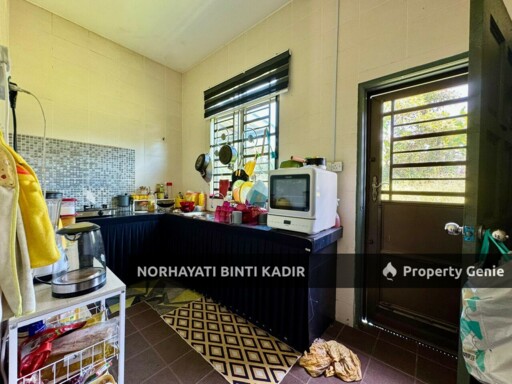SINGLE STOREY SEMI-D, KAMPUNG PADANG JAYA, KUANTAN (FACING OPEN, LARGE REAR LAND)
