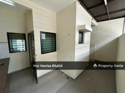 Rumah Cantik 2 Storey Laman Delfina Nilai Impian Negeri Sembilan