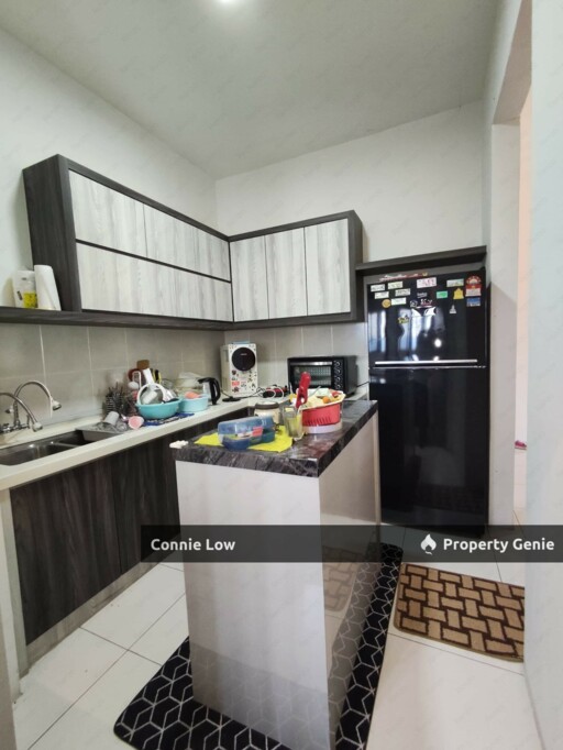 Corner unit with furnished Oasis Condo for Rent