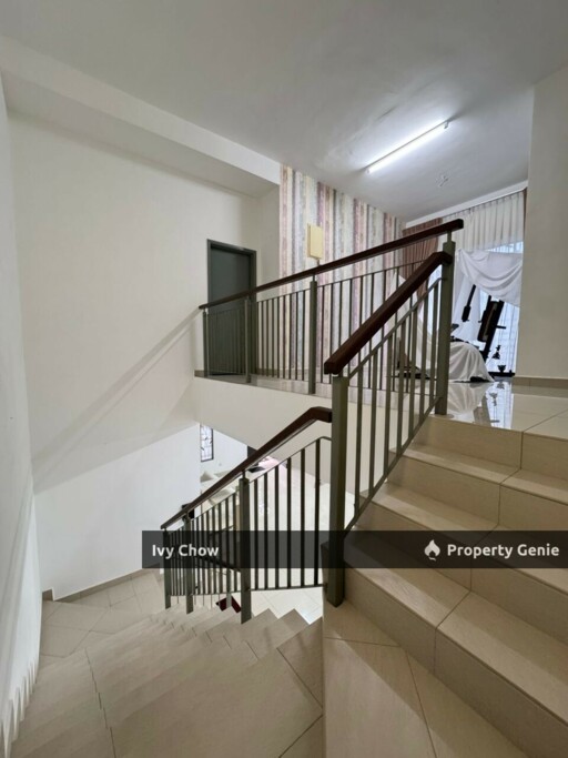 Taman Seri Austin Cluster house for rent