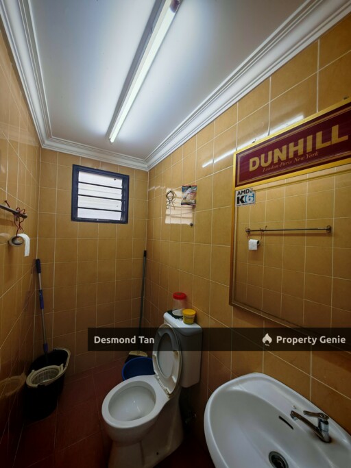 2 Storey Garden Avenue Seremban 2, Seremban (Semi Furnished with Kitchen Only)