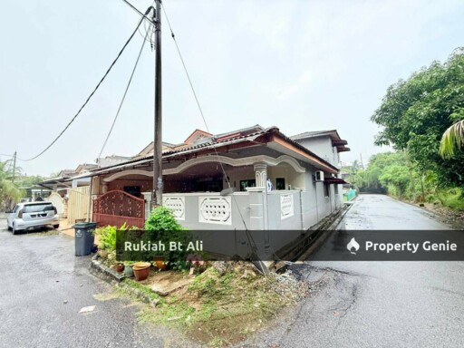 Freehold Corner Lot Terraced Home In Seremban 2Storey, 2600 Sqft