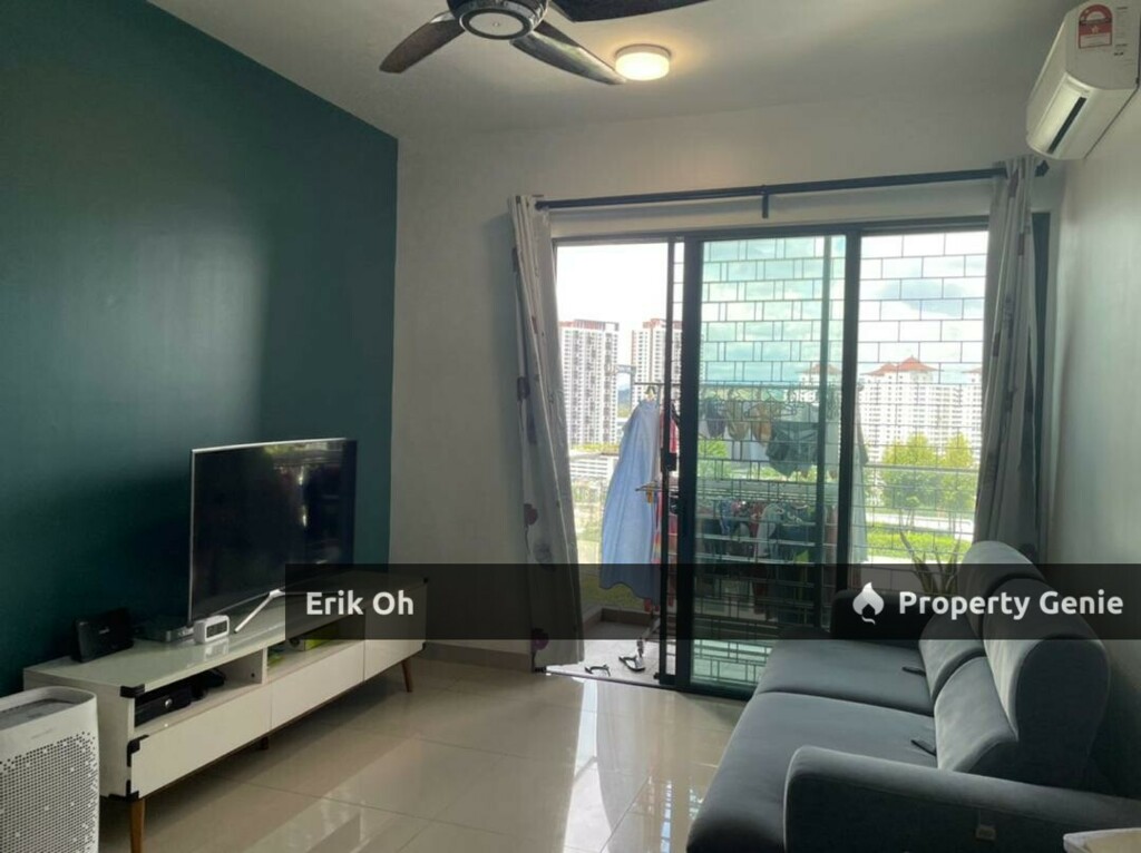 UNIV360 Condominium, Seri Kembangan FOR SALE Strategically located near UPM Serdang