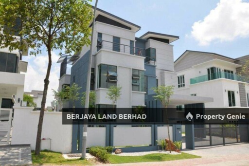 Subang Heights