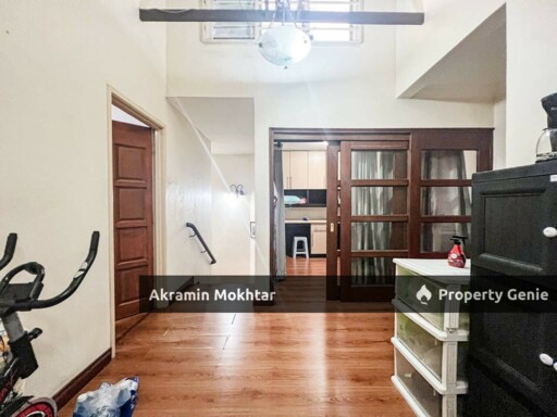 FREEHOLD, RENOVATED & PARTIALLY FURNISHED | 2 Storey House Taman Prima Saujana Kajang Selangor