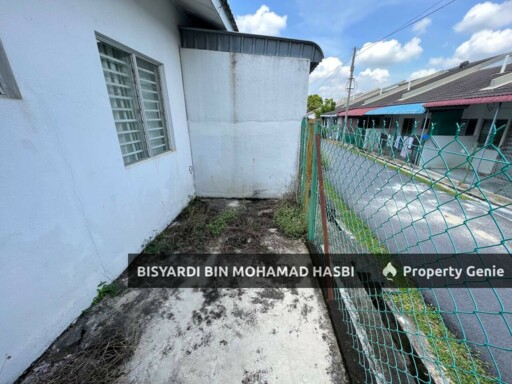 SINGLE STOREY TERRACE TIMUR ENSTEK, BANDAR BARU ENSTEK, NILAI .