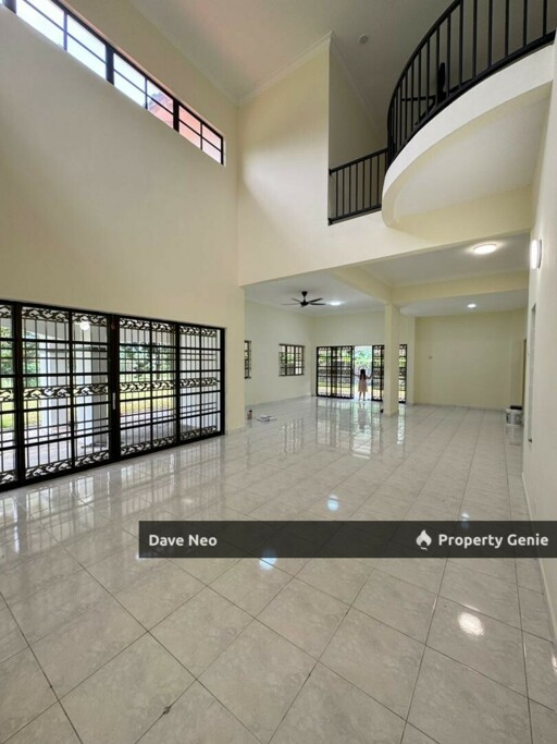 IOI Palm Villa Residence • 2-Storey Bungalow House • 4+1 Beds 5 Baths • Unfurnished