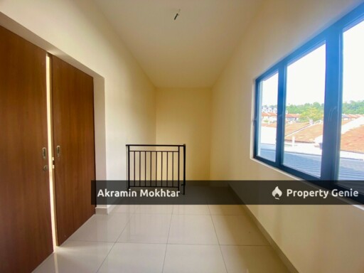 CORNER | NASSIM HEIGHTS 3 STOREY SUPERLINK