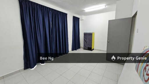 Taman Pulai Mutiara / 2.5 Storey Terrace / For Rent