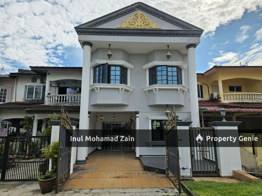 Fully Renovated Double Storey Taman Rakan Sungai Long Kajang