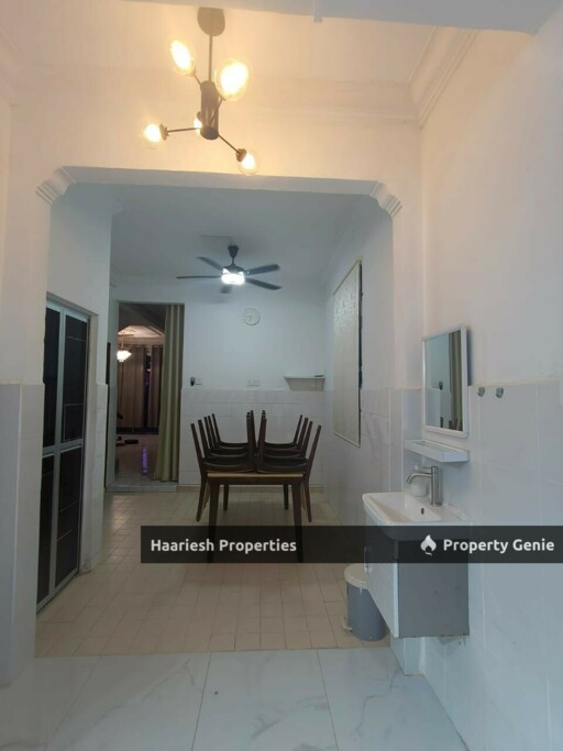 Double Storey End Lot Taman Puteri Wangsa Ulu Tiram Johor