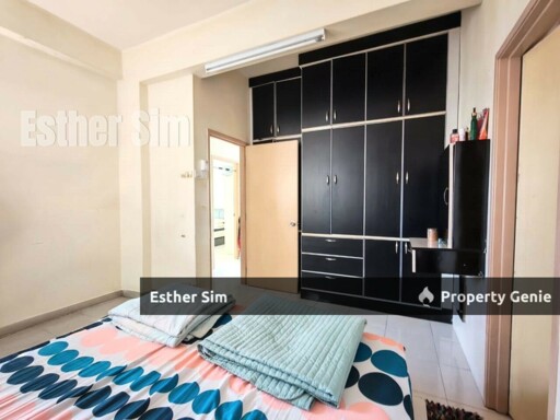 Carissa Park Condominium