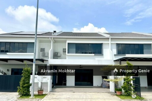FREEHOLD & RENOVATED | 2 STOREY SUPERLINK HOMES @ SEJATI LAKESIDE, CYBERJAYA