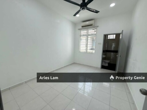 Taman JP Perdana @ Mount Austin / Near Austin Crest / Double Storey Terrace House