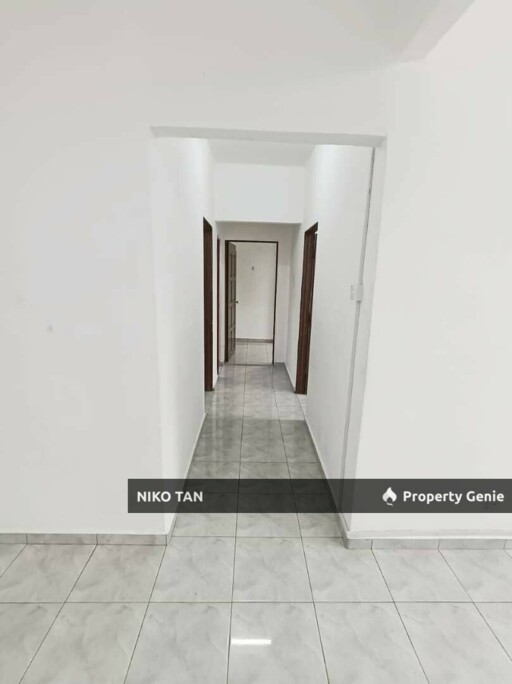For Sale Apartment  Ria 2 Blok R Jalan Cenderai 19 ,Taman Megah Ria