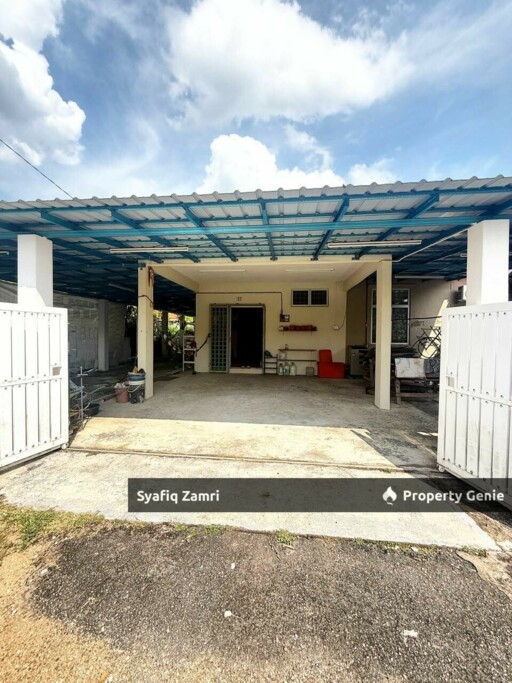 SEMI-D PUJ INDERA SEMPURNA, KUANTAN