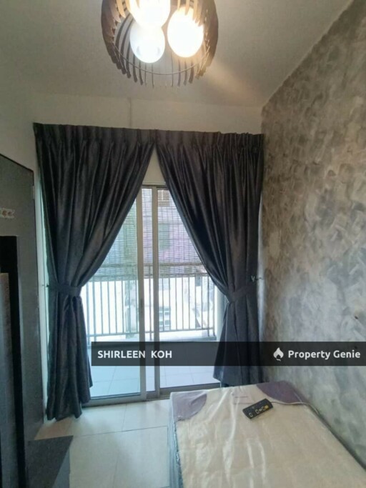 Male Room Renting at Suriamas Suites Condominium @ Larkin JB Town