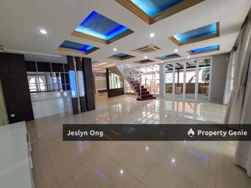 2 Storey Semi-D @ Sutera Utama for Sale