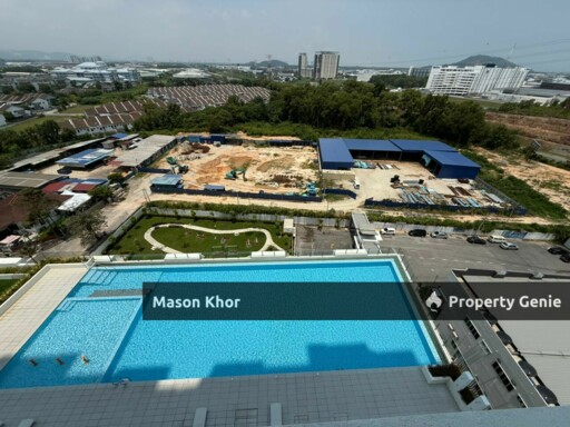 ONE CITY CONDOMINIUM 1050sf MIDDLE FLOOR LOW DENSITY 2 CAR PARK JURU
