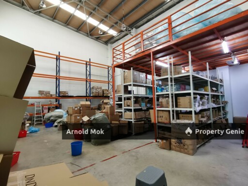 1.5 Storey Cluster Factory @ Setia Business Park 2, Kempas for Rent