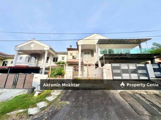 Freehold, Facing Open & Renovated | Double Storey, Taman Bukit Emas @ Seri Kembangan
