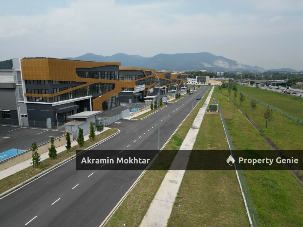 NEW XME DETACHED FACTORY WAREHOUSE NILAI IMPIAN