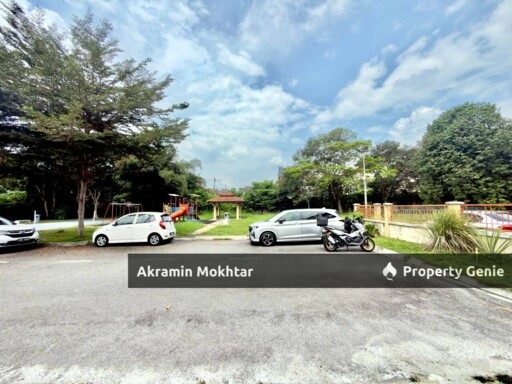 FACING OPEN, END LOT & RENOVATED | 2 Storey Terrace Vista Hill Bandar Mahkota Cheras, Cheras Selangor