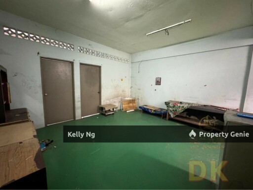 Shop Apartment At Taman Kem Port Klang For Rent