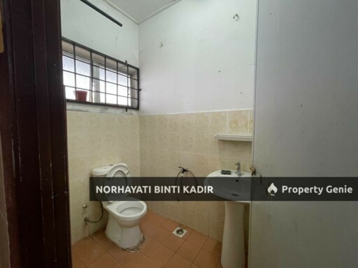 RUMAH 2 TINGKAT UNTUK DIJUAL DI INDERA MAHKOTA, KUANTAN