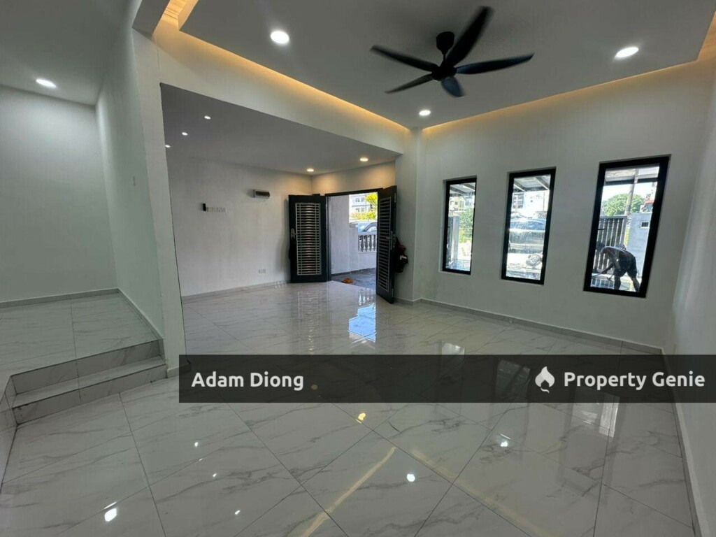 Jalan Anggerik Taman Johor Jaya