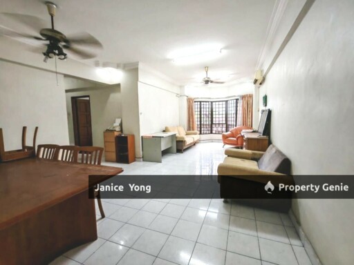 Dwi Mahkota Condominium @ Taman Bukit Aliff Tampoi