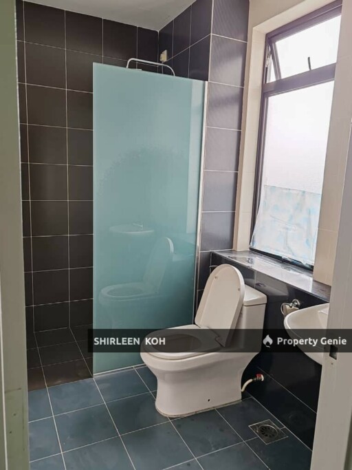 Female Room for Rent at Austin Regency @ Taman Mount Austin