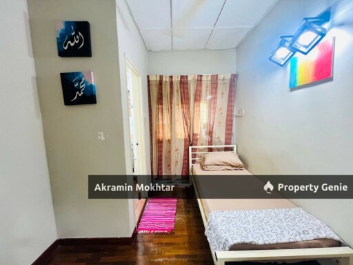 Freehold, Facing Open, Partially Furnished & Extended | Double Storey Terrace Taman Puchong Utama PU 10 Puchong