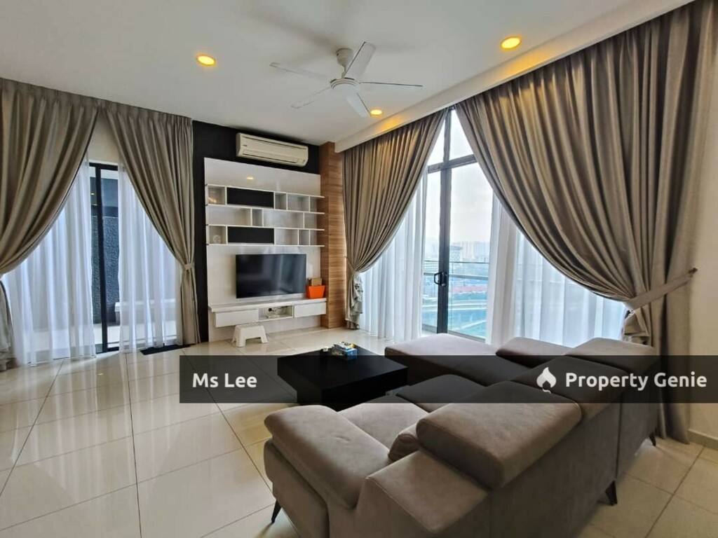 Mirage Residence @ KLCC - Near MRT, Level 19, Ready to move in 15/8, Open for Reservation Now