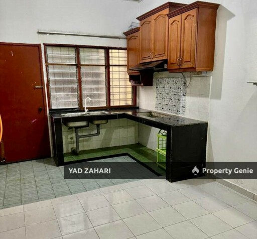 Jalan Kebun, Seksyen 30 Shah Alam | Single Storey Terrace 3 Bedrooms | RM399K - Partial Furnished, Freehold & Below Market
