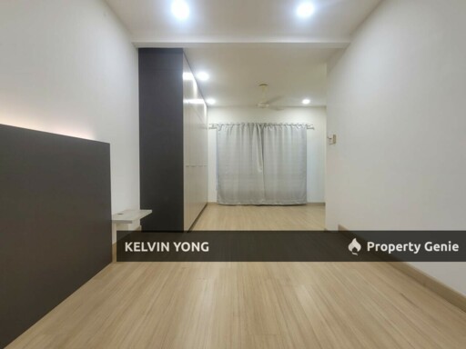 Saron 1 - Partial Furnished 2-Storey Terraced For Sale near Setia City Mall